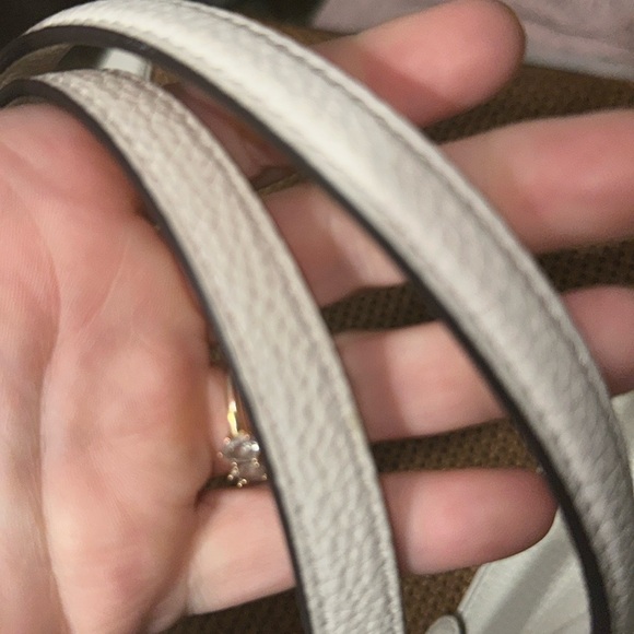 Kate Spade Jackson White and tan leather Shoulder Bag with Textured Center new - Picture 10 of 11